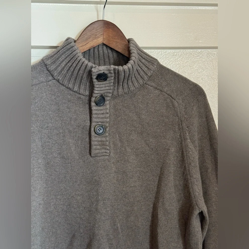 J.Crew Men’s Cotton Shawl Collar Sweater – Button Mock Neck Taupe Brown Size M